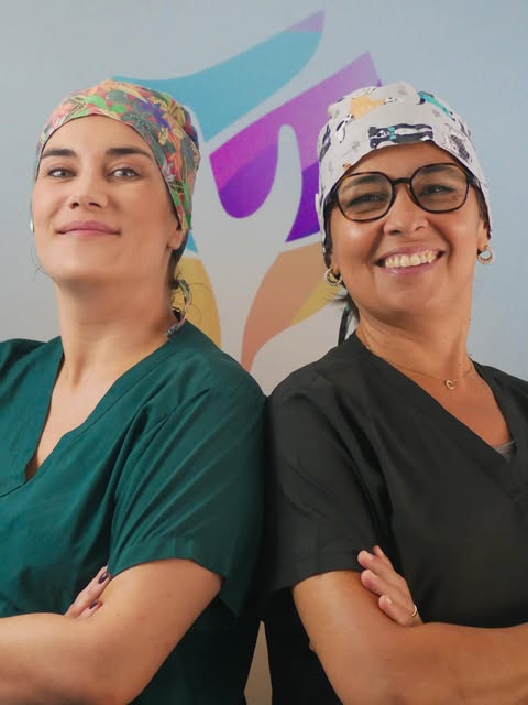 Dra. Joana Teixeira e Carla na Clínica Nobre Sorriso no Porto